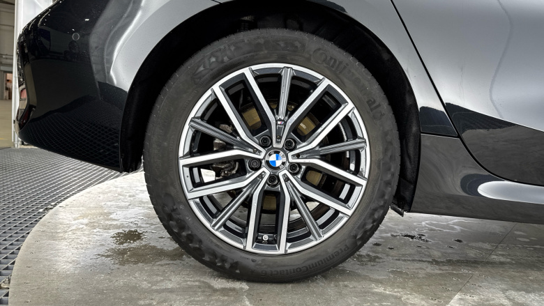 BMW 2 Series 220i MHT M Sport 5dr DCT Petrol Hatchback